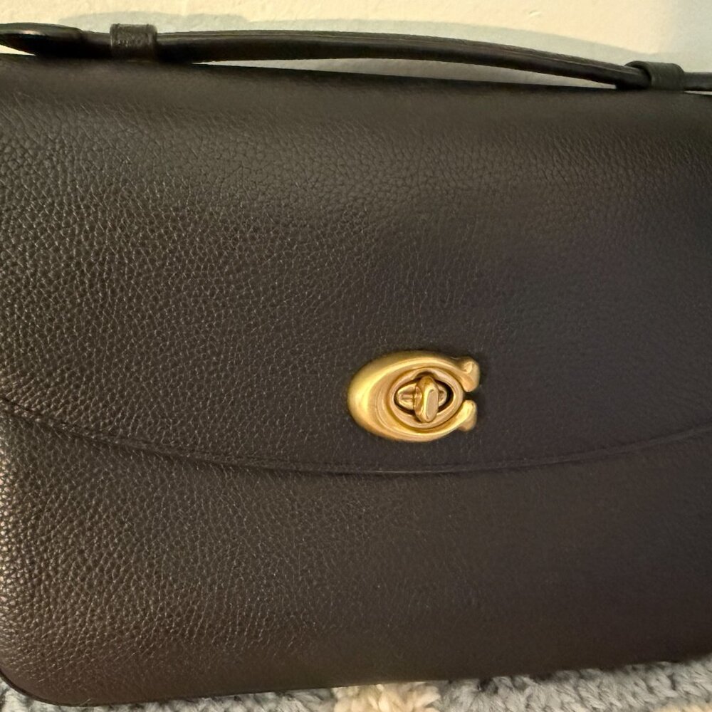 Coach Cassie Original. Pebbled Black Leather.